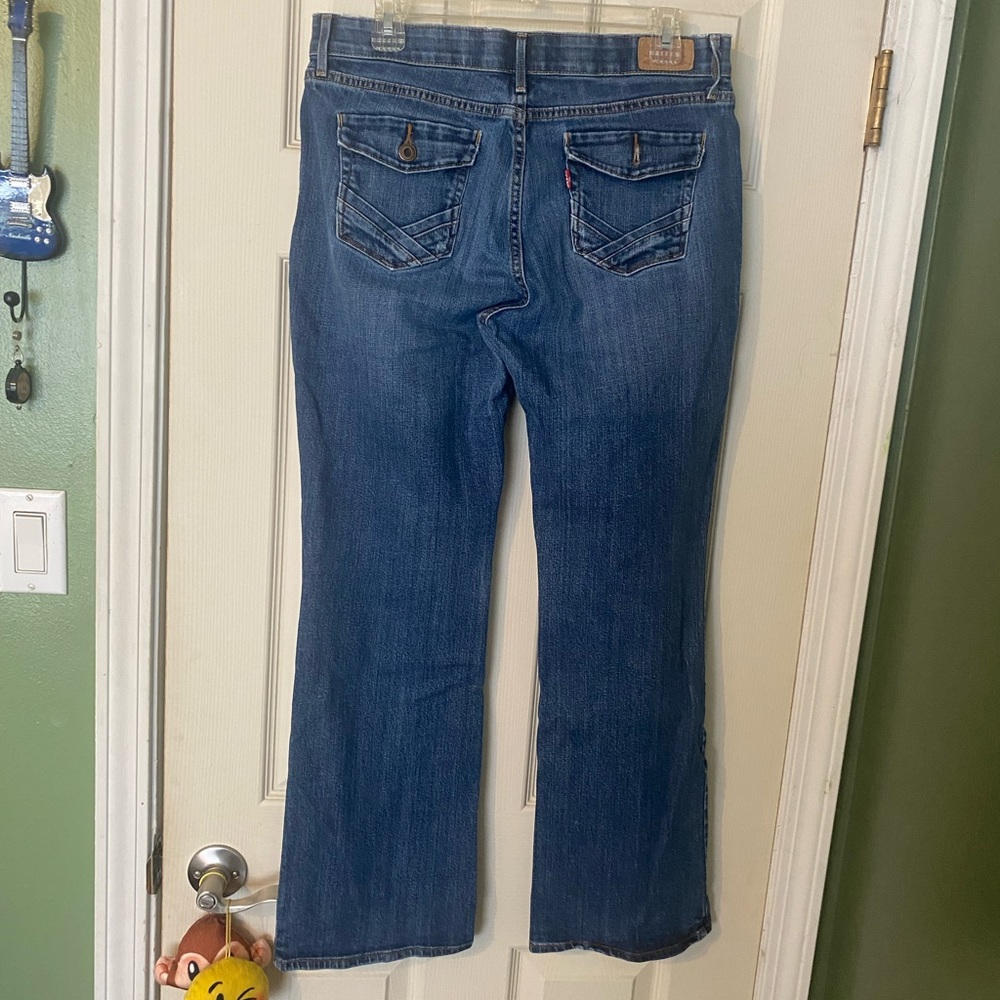 Levi’s 525 perfect waist bootcut jeans missing button back right pocket size 12